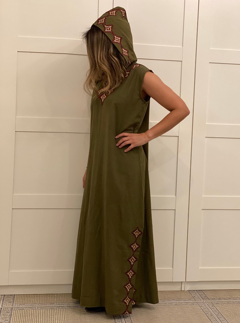 sleeveless kaftan