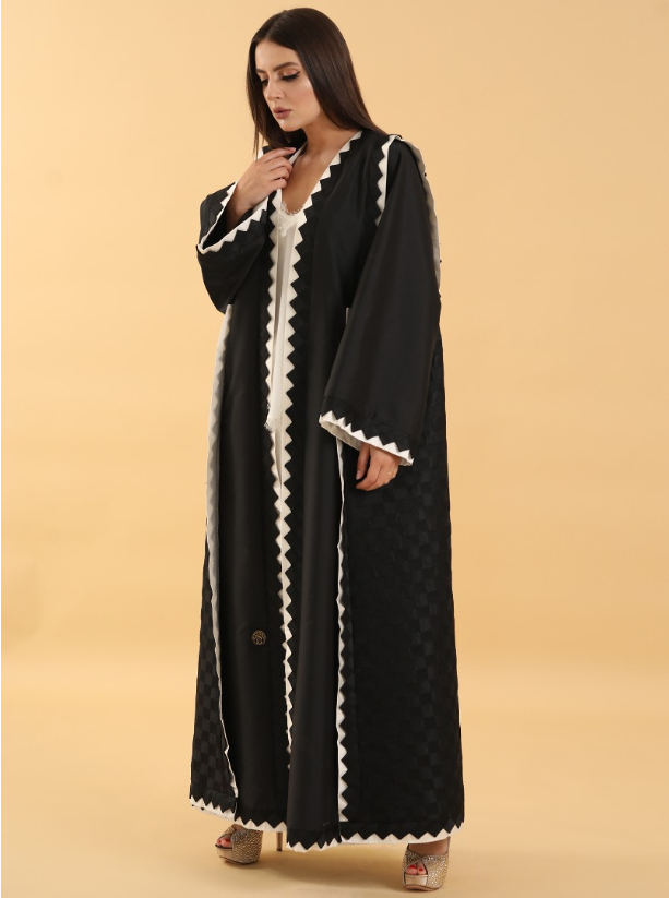 chic abaya
