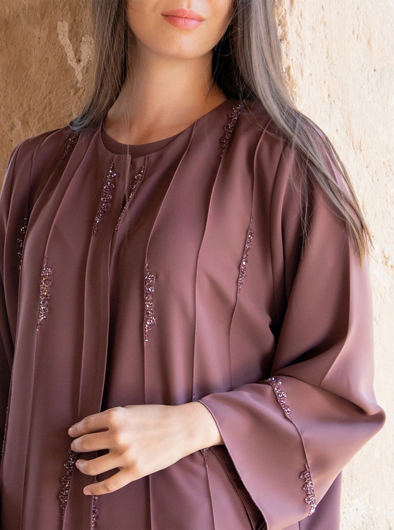 Colored abaya 2piece abaya set with pintucked detail, adorned with