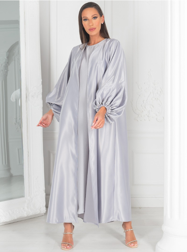 OFW18 Abaya Set Three-piece abaya set with bubble sleeves, adorned with delicate embellishments 