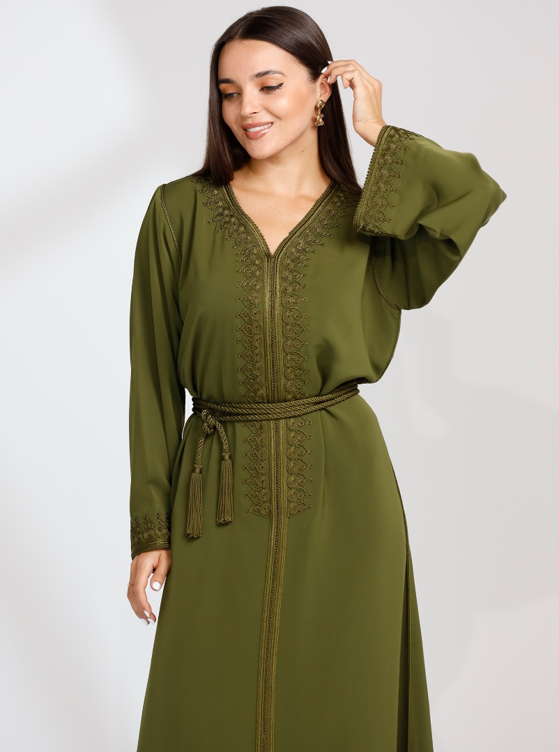 green caftan