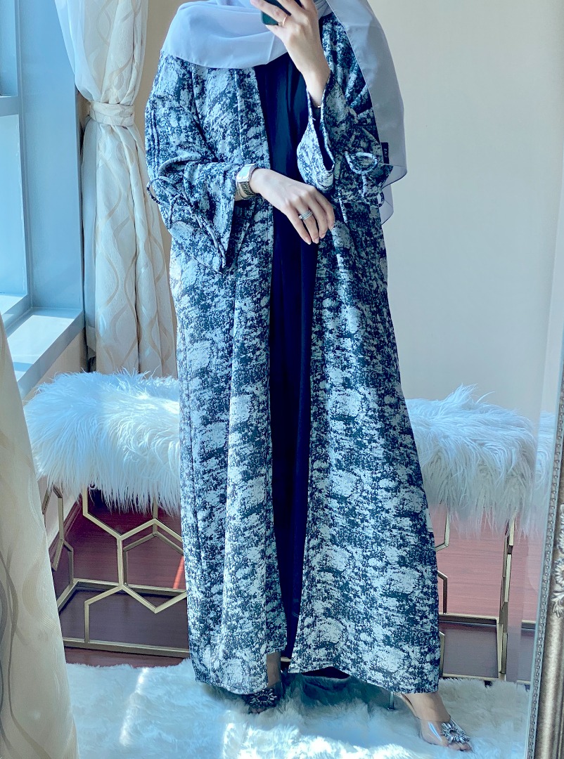 print abaya set. Tie knot sleeved abaya 