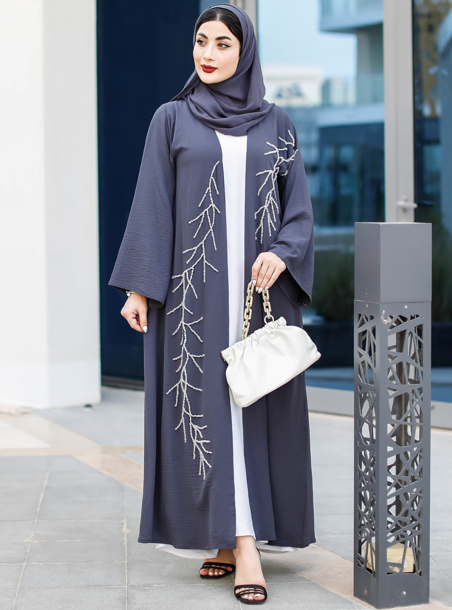 Grey bead abaya Grey beaded abaya 