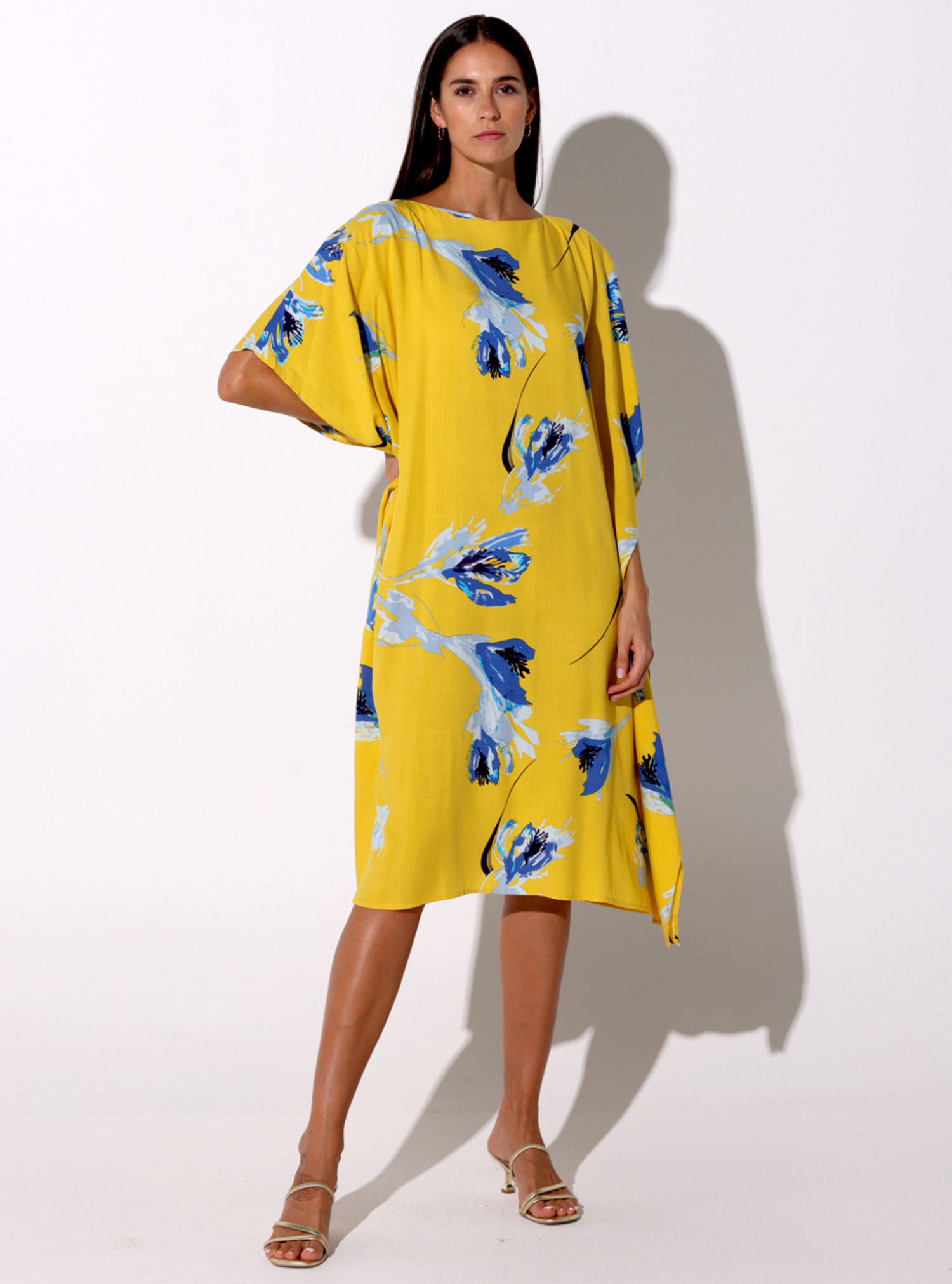 Yellow Kaftan Crafted from a lightweight viscose and polyester blend ...
